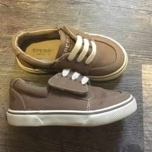 Boys Sperry top siders
